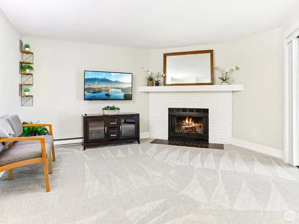 12505 NE 116th Street #A26, Kirkland, WA 98034