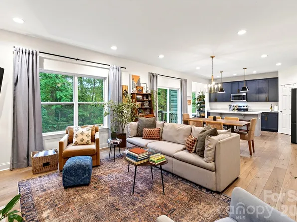 132 Maple Ridge Dr, Old Fort, NC 28762