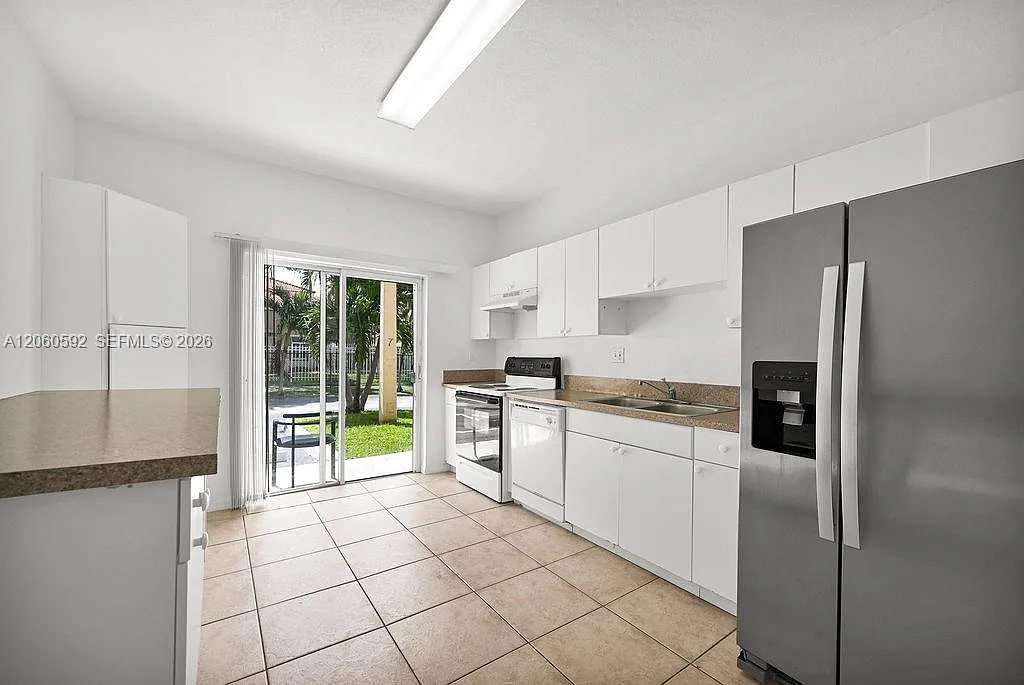 San Marco Villas Condo — Photo 3