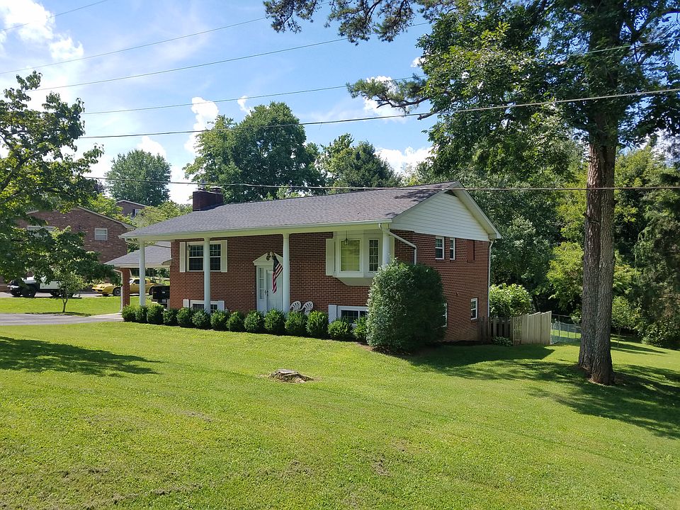 1st image of 160 Ponderosa Dr