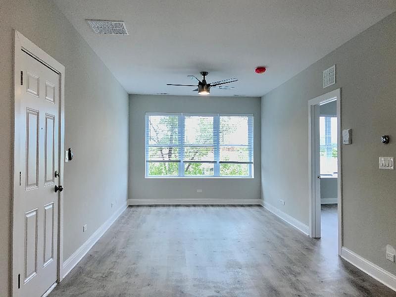 2nd image of 3116 N Milwaukee Ave APT 3E