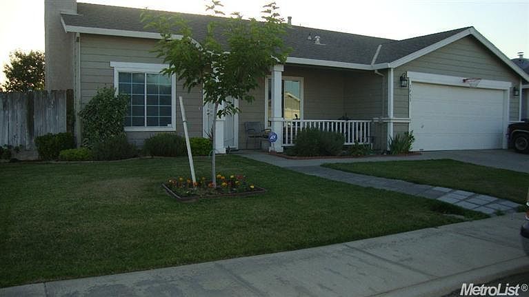 1st image of 1951 Chatham Pl