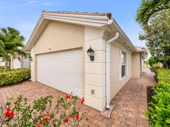 7159 Marconi Ct, Naples, FL 34114