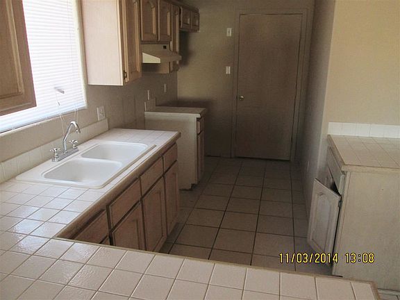 4th image of 1599 E Udall Ln