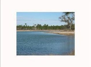 2000 Jean Ln, Ocean Springs, MS 39564