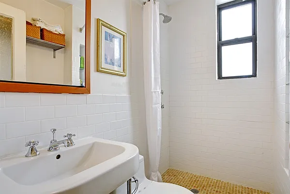 Sold by Corcoran | media 14