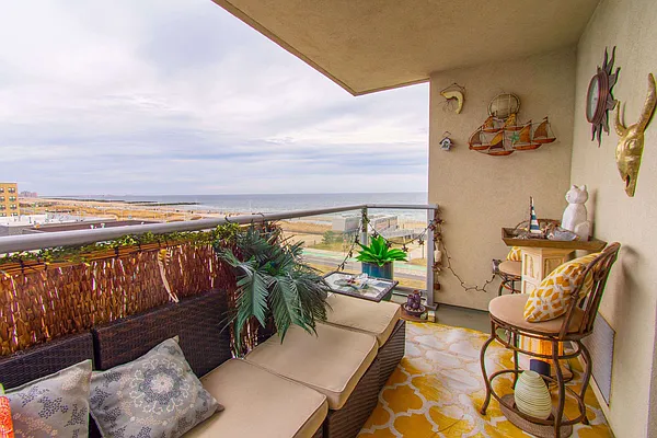 Sold by Calabrese Real Estate | media 24