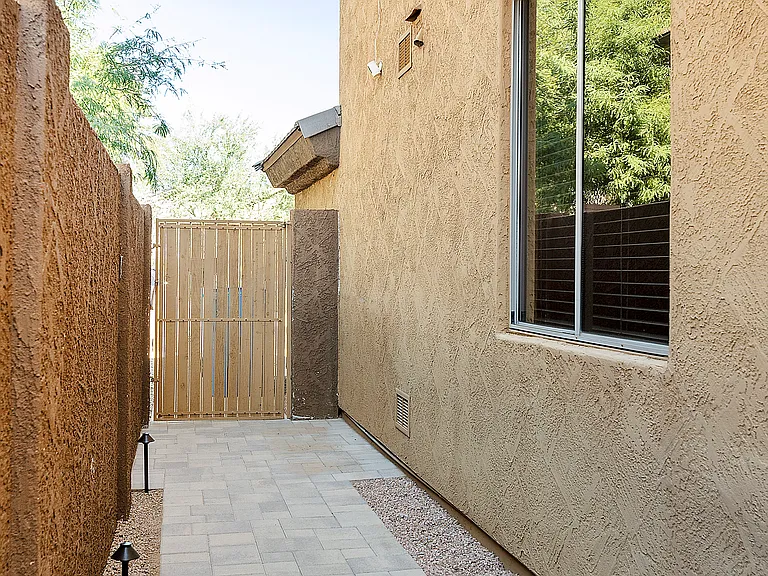 6419 E Betty Elyse Ln — Photo 46