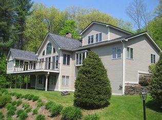 160 Baker Turn, Hartford, VT 05047