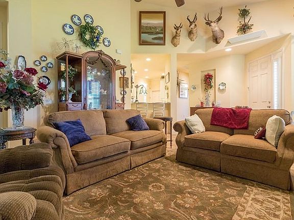 3rd image of 2989 Mission Lakes Dr #9