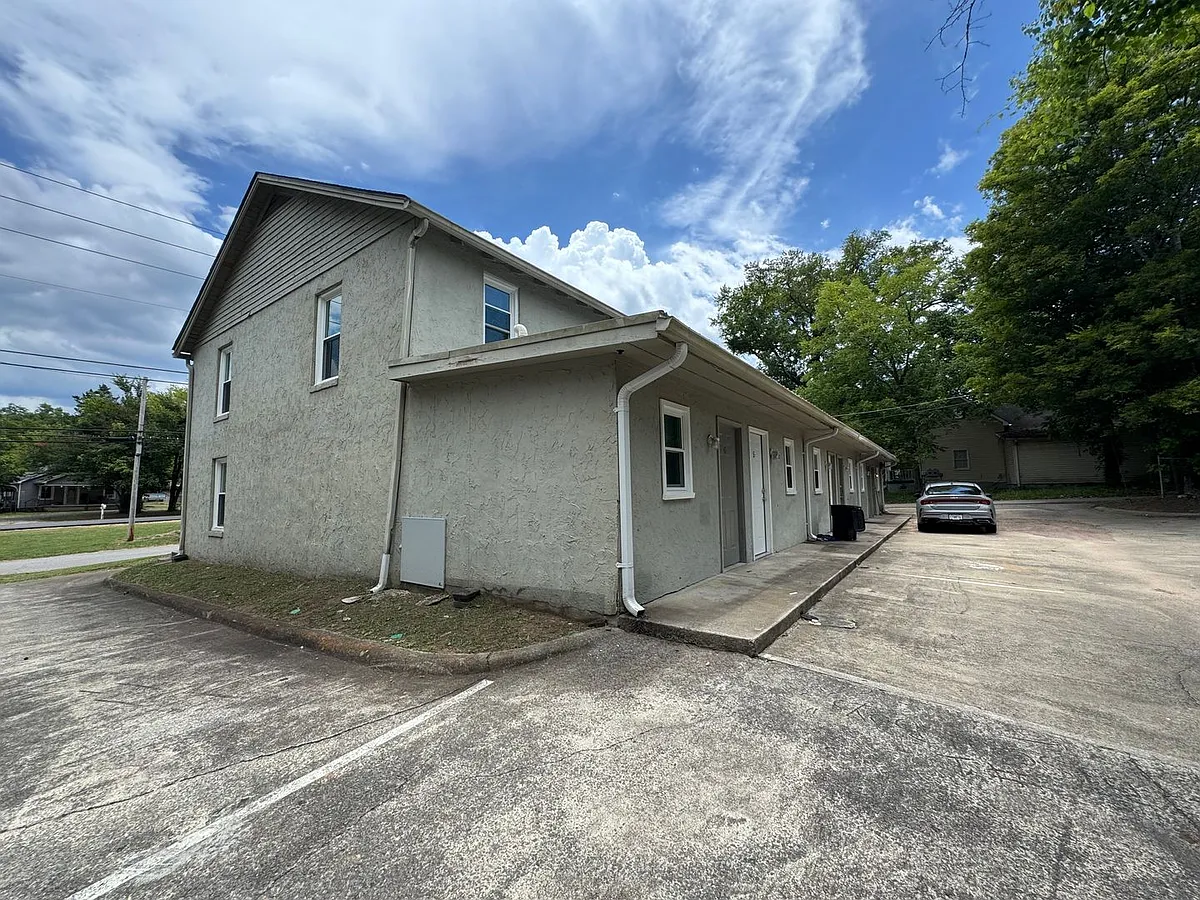 Building Photo - 1354 Old Cave Spring Rd SW