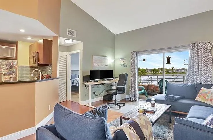 3425 NW 44th St #207 — Photo 5
