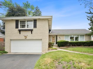 771 S Euclid Ave, Elmhurst, IL 60126