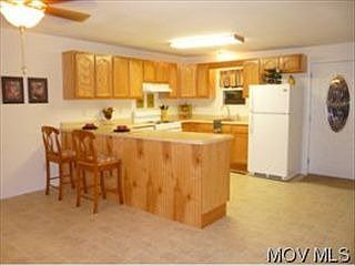 5th image of 2408 23rd St