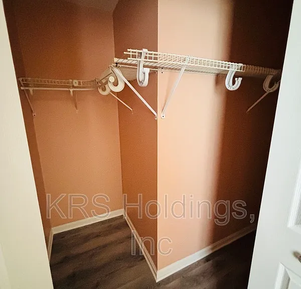 1235 Thomas Jefferson Pl — Photo 26