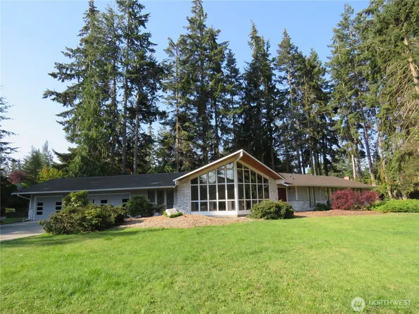 100 Sunland Drive, Sequim, WA 98382