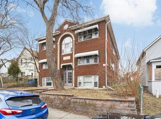 476 Parent Ave #2, Windsor, ON N9A 2C1