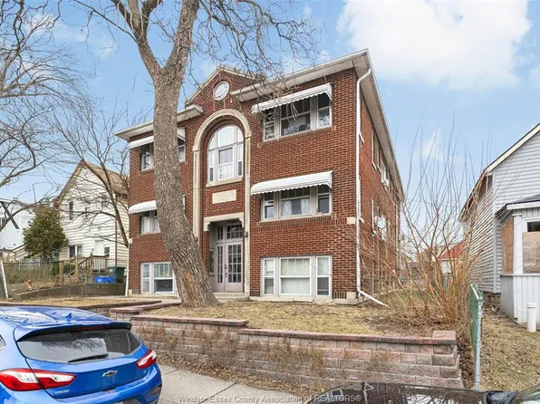 476 Parent Ave #2, Windsor, ON N9A 2C1