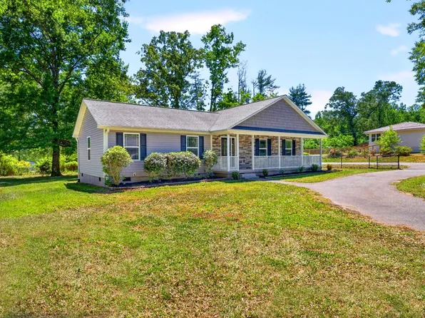 200 Kirby St, Landrum, SC 29356