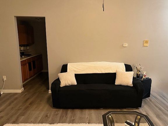 5th image of 250 S Atlantic Ave APT 1