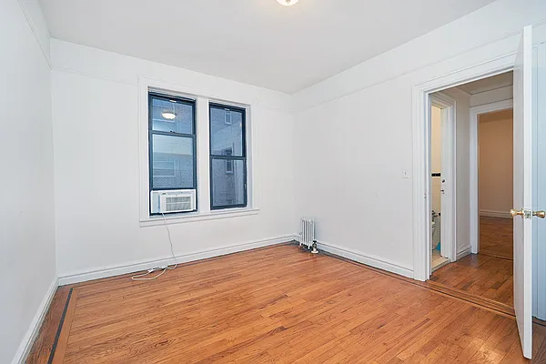 Rented by Uptown Flats LLC | media 7