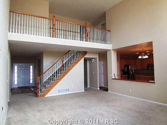 4th image of 8739 Royal Melbourne Cir