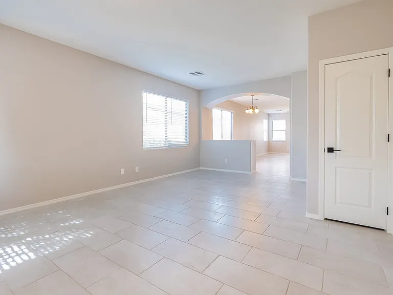 22304 S 214th St — Photo 5