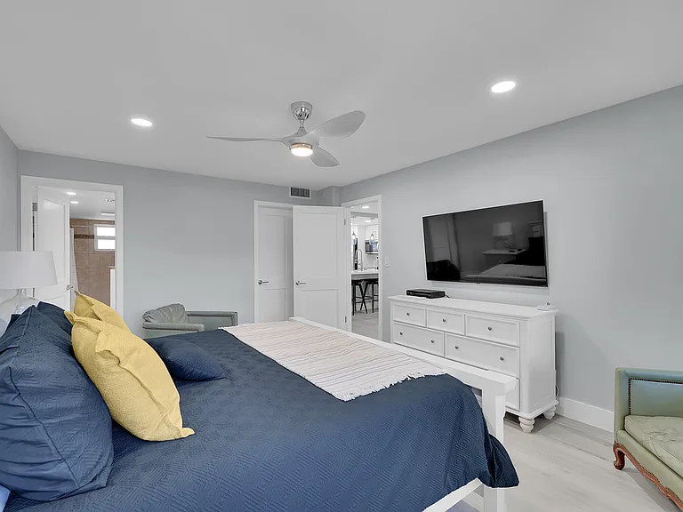2871 N Ocean Blvd #M338 — Photo 19