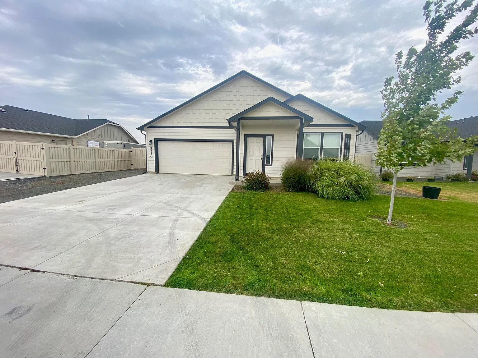3 bed, 1574 sqft, $2,150 — Photo 1