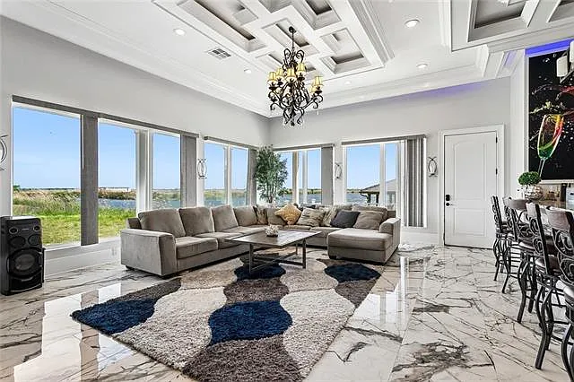 Building Photo - 4069 E Marina Villa Dr E