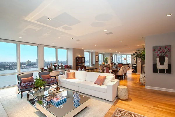 Rented by Nest Seekers International | media 2