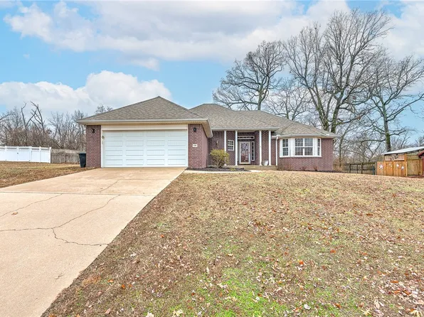 688 Weston Cir, Cave Springs, AR 72718