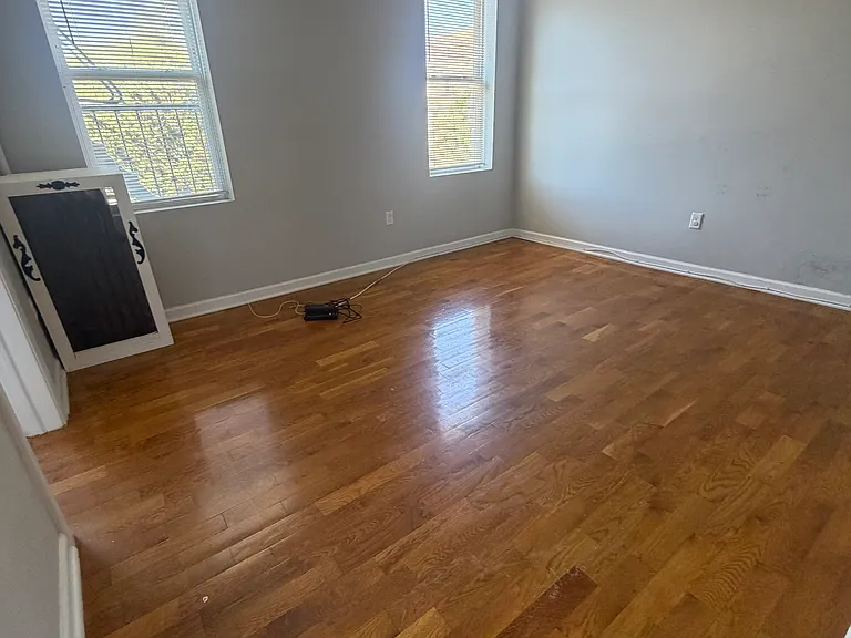 146-150 Manhattan Ave #16C — Photo 3