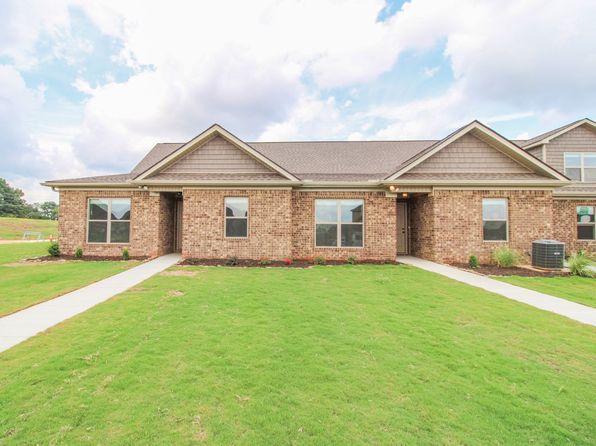 18335 Circle Dr
