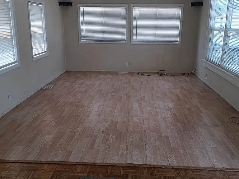 1501 W 4th St #19 — Photo 1