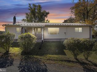 5 Ball Park Dr, Gardners, PA 17324