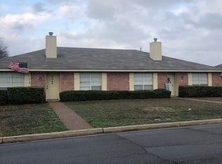 620 Park Ln #620, Hewitt, TX 76643