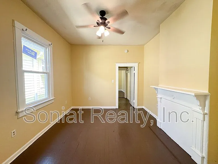 2931 Joliet St — Photo 5