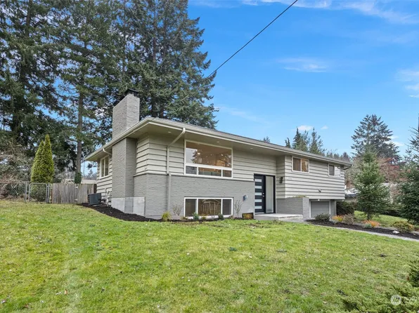 4009 Brouse Boulevard W, University Place, WA 98466
