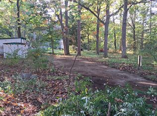 118 Marquette Ave, Houghton Lake, MI 48629