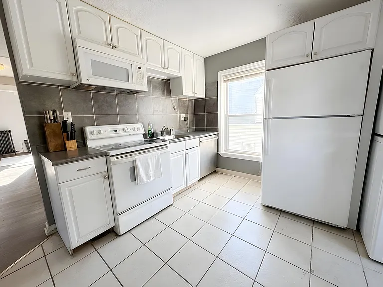 5 Sorrento St #2 — Photo 4