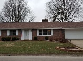 114 Mapleleaf Dr, Catlin, IL 61817