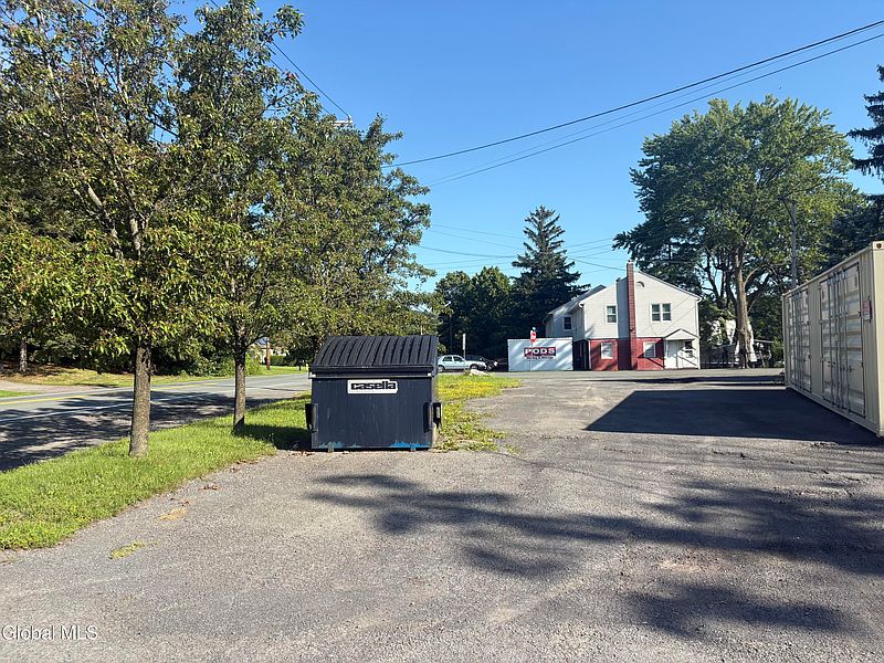 3rd image of 2438 Route 9W