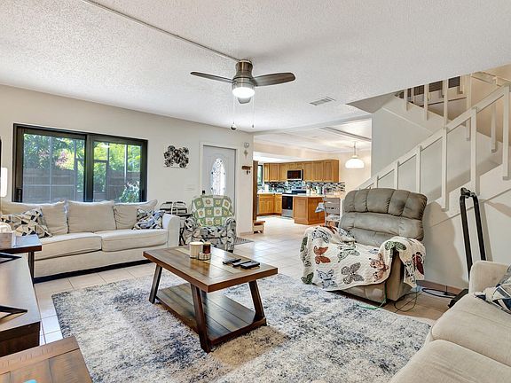 3rd image of 2936 Kirk Road
