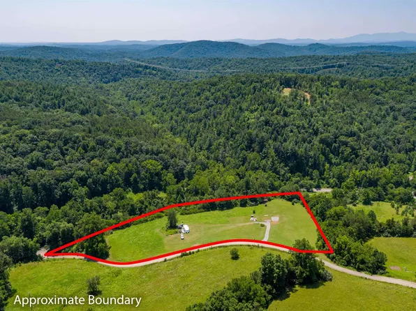 131 Artist Trl, Ferrum, VA 24088