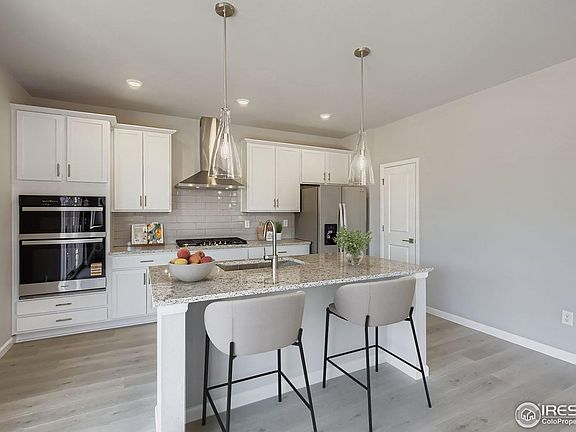 3rd image of 1821 Baltusrol Dr