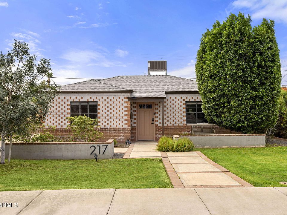 1st image of 217 W CAMPBELL Avenue
