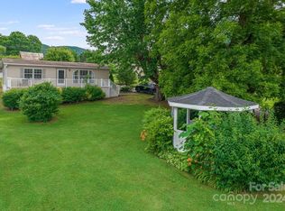 32 A Ave #8, Hot Springs, NC 28743