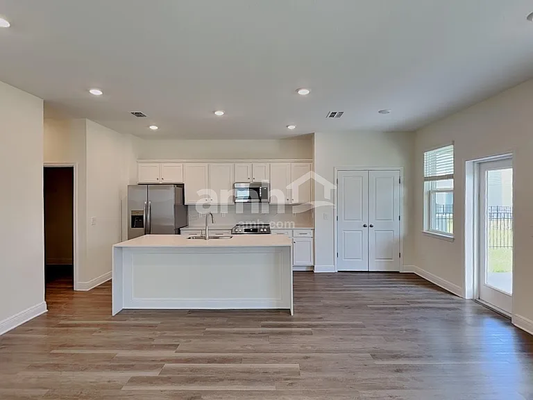 5968 Pinewood Estates Dr — Photo 4