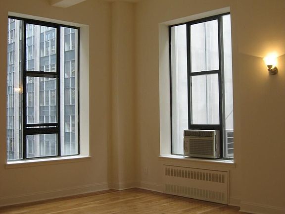 5th image of 52 Prince St